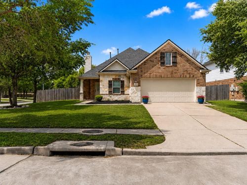 2018 Knoll Oak Ln, Richmond, TX, 77469-5731 | Card Image