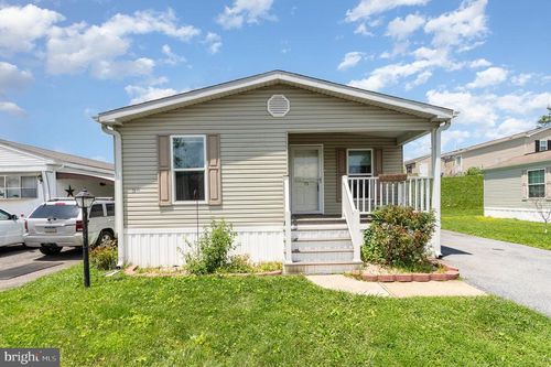 75 Ridgewood Mnr, MANHEIM, PA, 17545-9636 | Card Image