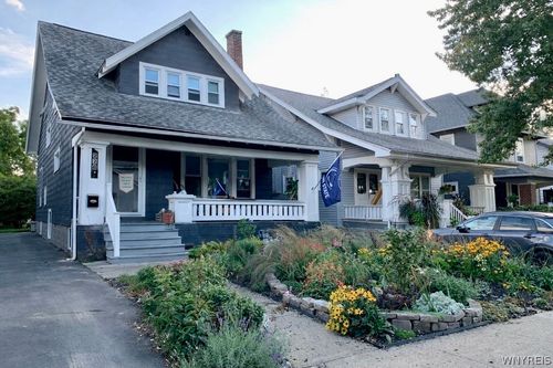 228 Linden Ave, Buffalo, NY, 14216-2830 | Card Image