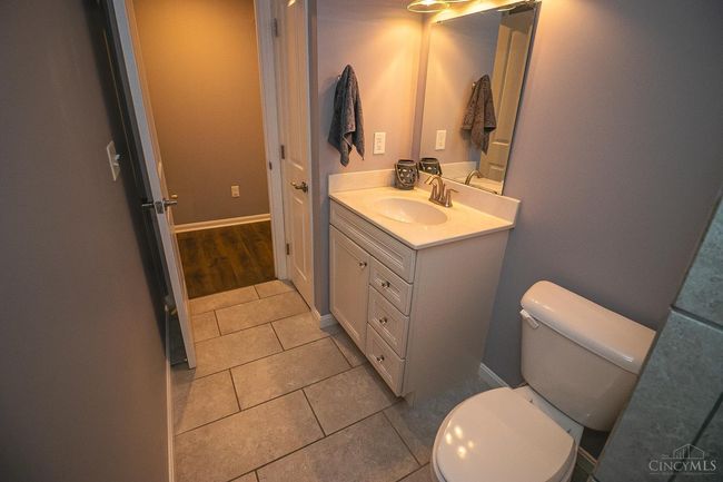1331 Peregrine Way, House other with 4 bedrooms, 3 bathrooms and null parking in Hamilton OH | Image 33