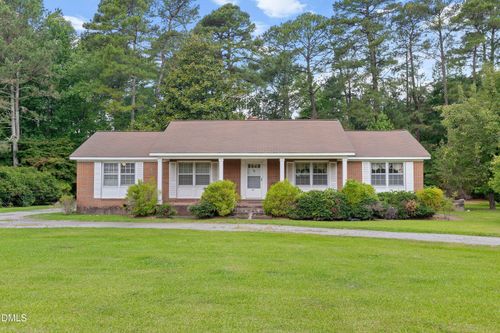 647 Mallard Rd, Smithfield, NC, 27577-7127 | Card Image