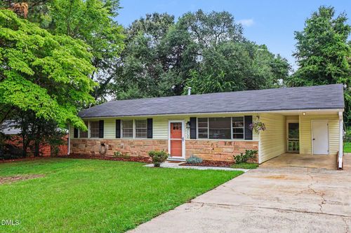 713 Newcombe Rd, Raleigh, NC, 27610-4722 | Card Image