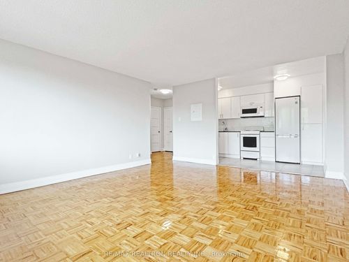 201-990 Avenue Rd, Toronto, ON, M5P2K8 | Card Image
