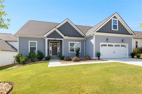73 Oakhurst Trl, Sharpsburg, GA, 30277-2656 | Card Image