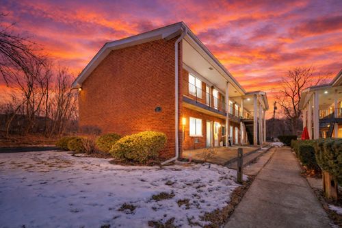 apt-9-327 N Princeton Ave, Villa Park, IL, 60181-2179 | Card Image