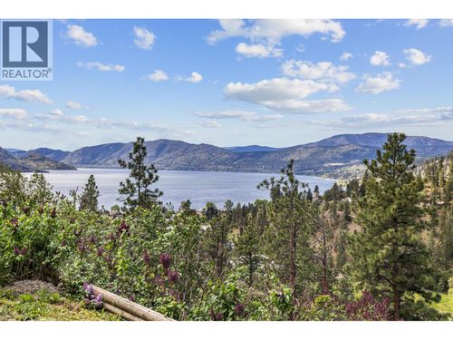 3784 Inglis Pl, Peachland, BC, V0H1X2 | Card Image