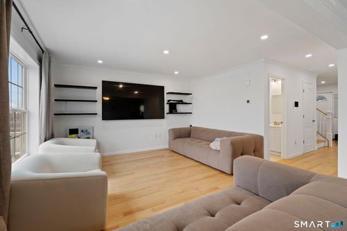 156 Dayton Rd, Bridgeport, CT, 06606-3111 | Card Image