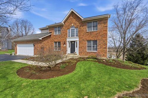 2984 Marshfield Ct, Elgin, IL, 60124-8058 | Card Image