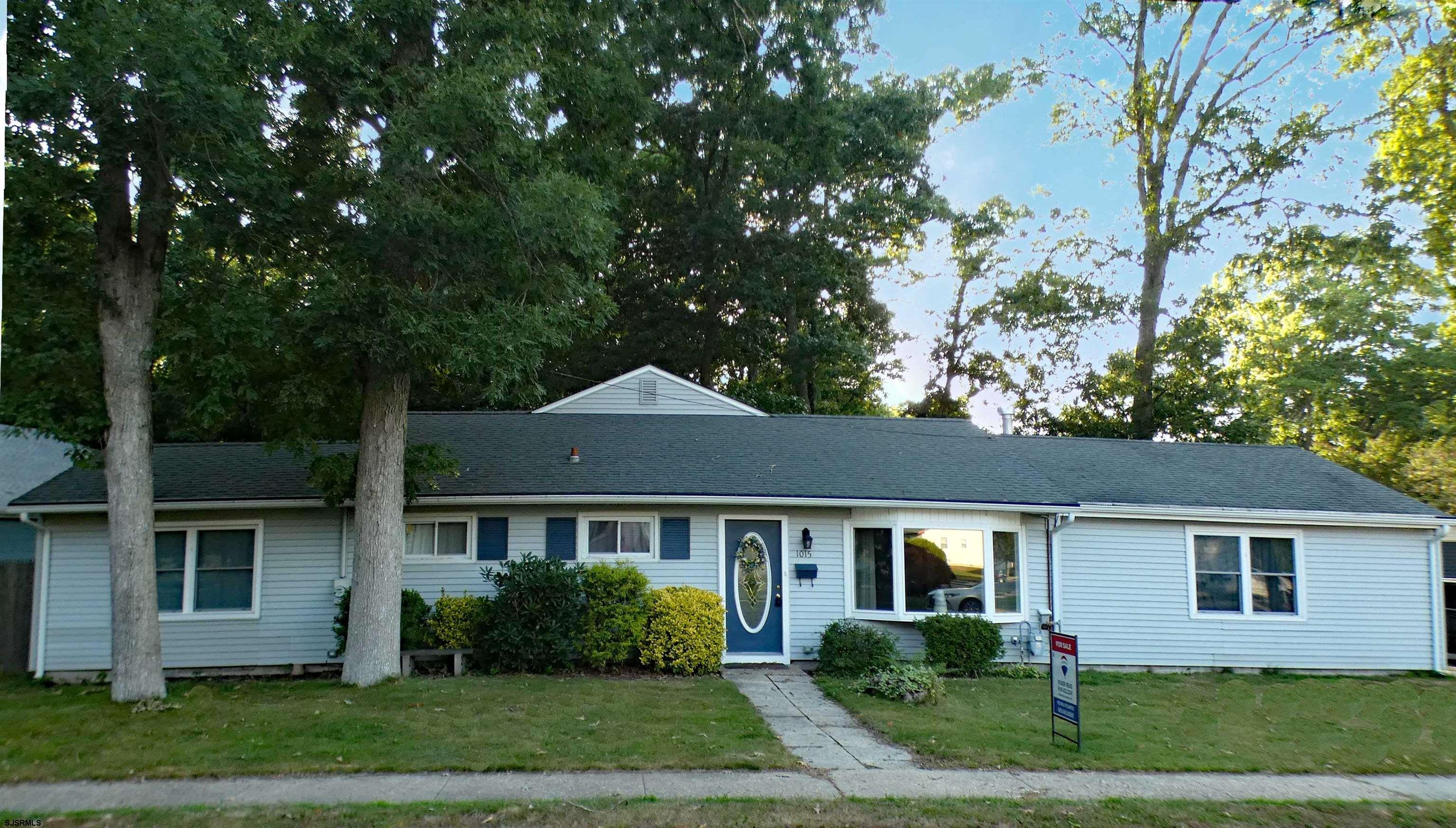 Oak Ave, Linwood, NJ 08221