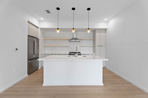 apt-303-500 Merritt Ave, Nashville, TN, 37203-7224 | Card Image