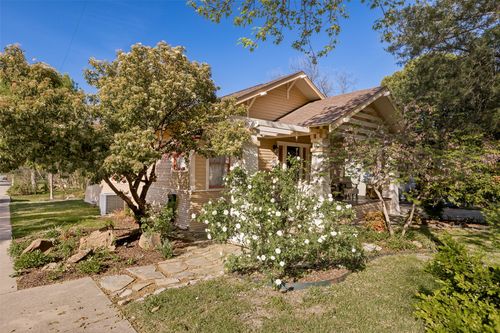 408 Heard St, Mckinney, TX, 75069-2747 | Card Image