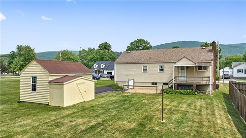 157 Elizabeth St, Hopwood, PA, 15445-2109 | Card Image