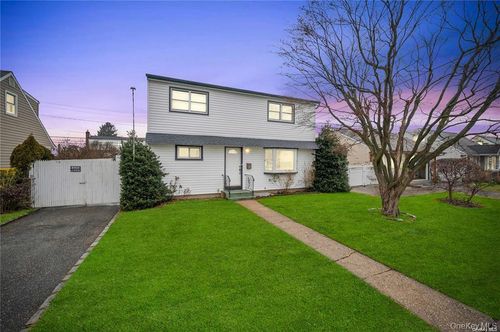 54 Ketcham Ave, Hicksville, NY, 11801-2029 | Card Image