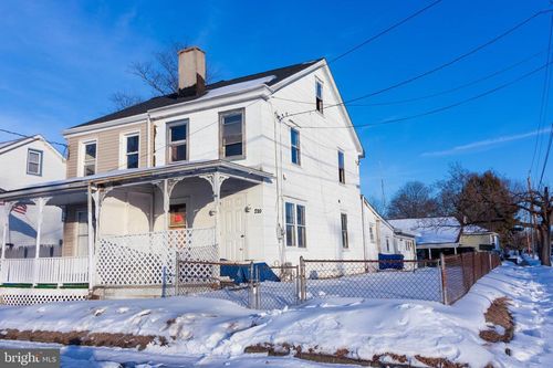 520 Broad St, Florence, NJ, 08518-2307 | Card Image