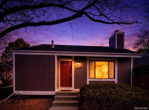 unit-b-3840 S Genoa Ct, Aurora, CO, 80013-5554 | Card Image