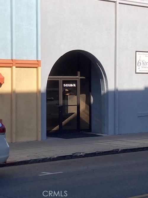 e-15 N 6th St, Redlands, CA, 92373 | Card Image