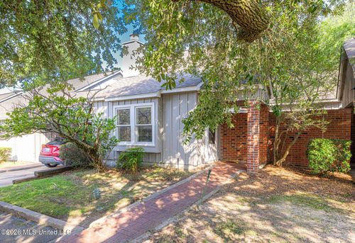 107 River Pl, Jackson, MS, 39211-3019 | Card Image