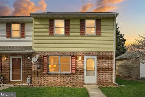 21 5th St, HANOVER, PA, 17331-2109 | Card Image