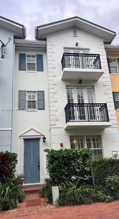 1049 W Heritage Club Cir, Delray Beach, FL, 33483-3480 | Card Image