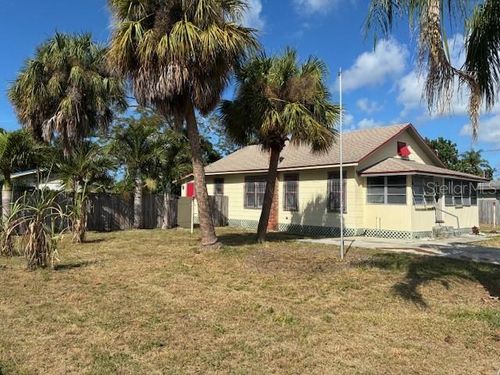 2406 10th St W, BRADENTON, FL, 34205-7016 | Card Image