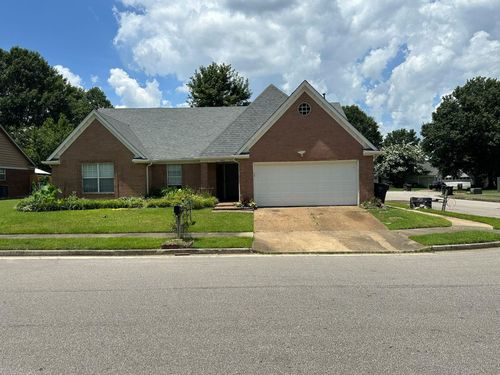 1441 Milestone Dr, Collierville, TN, 38017-6892 | Card Image