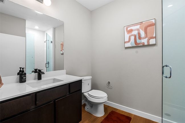 Primary bath | Image 11