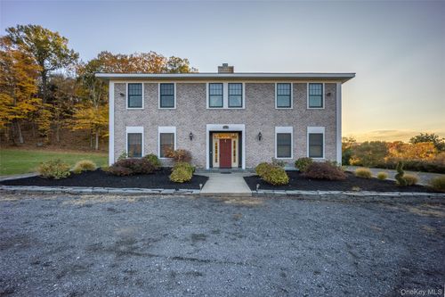 2145 Us Highway 9w, Cornwall, NY, 12518-1921 | Card Image