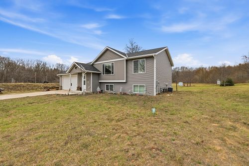 6855 Dale Ct, Fennville, MI, 49408-8601 | Card Image