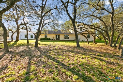 8292 Hartrick Bluff Rd, Temple, TX, 76502-2153 | Card Image
