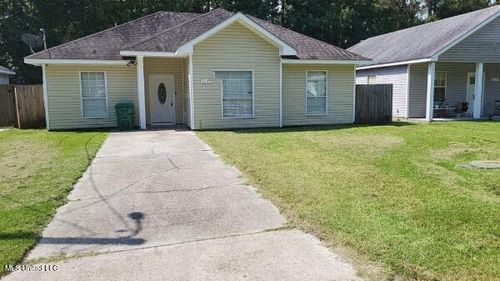 6087 W Desoto St, Bay Saint Louis, MS, 39520-8337 | Card Image