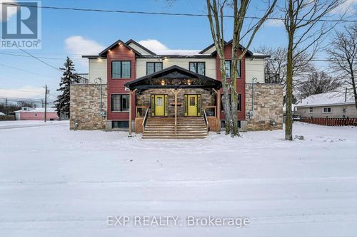 664 King St, Port Colborne, ON, L3K4H8 | Card Image