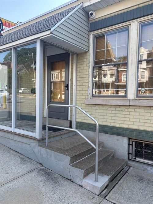 23 N 10th, EASTON, PA, 18042 | Card Image
