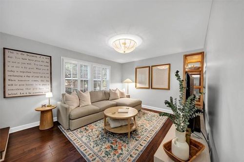 2 Arpege Way Nw, Atlanta, GA, 30327-1001 | Card Image