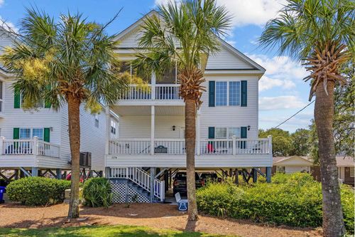 117 9th Ave S, Surfside Beach, SC, 29575 | Card Image