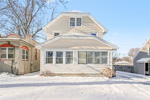 217 Peart Ave, Irondequoit, NY, 14622-1655 | Card Image