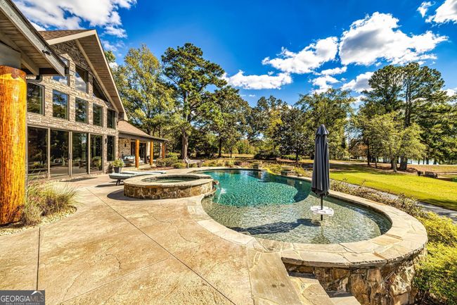 2066 Drew Allen Rd, House other with 4 bedrooms, 3 bathrooms and 3 parking in Williamson GA | Image 7