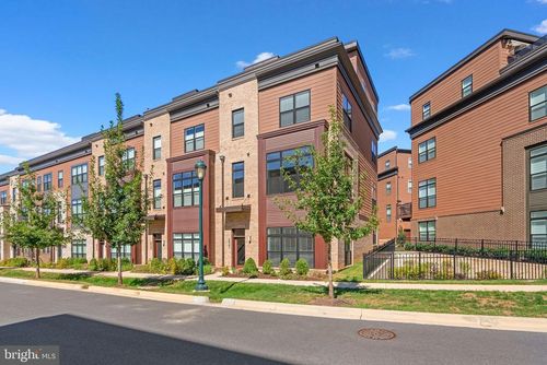 3927 Cranes Bill Ct, ROCKVILLE, MD, 20852-4506 | Card Image