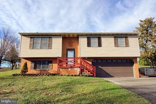328 Springville Rd, QUARRYVILLE, PA, 17566-9442 | Card Image