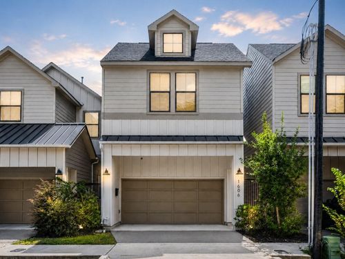 1606 Northwood St, Houston, TX, 77009-2511 | Card Image