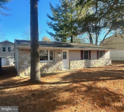 317 Iroquois Trail, BROWNS MILLS, NJ, 08015 | Card Image