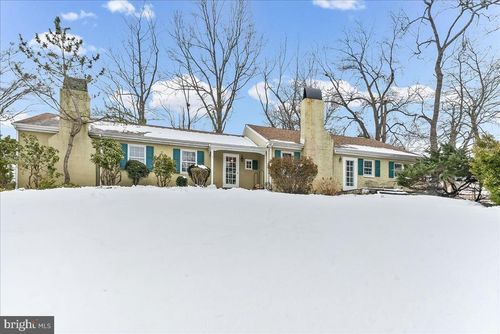 2440 Chester Springs Rd, Chester Springs, PA, 19425-3710 | Card Image