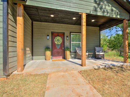 712 E Lincoln Ave, Guthrie, OK, 73044-5202 | Card Image