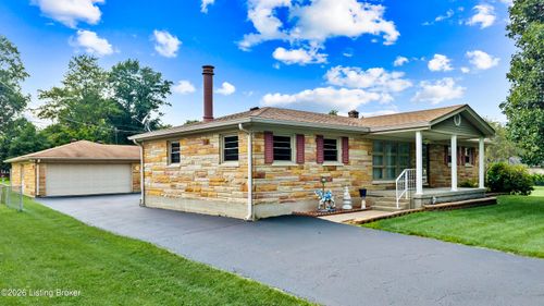 4902 Kay Ave, Jeffersontown, KY, 40299-1015 | Card Image