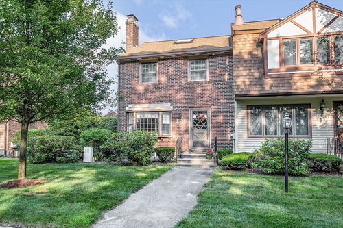 e-38 Scotty Hollow Dr, North Chelmsford, MA, 01863 | Card Image