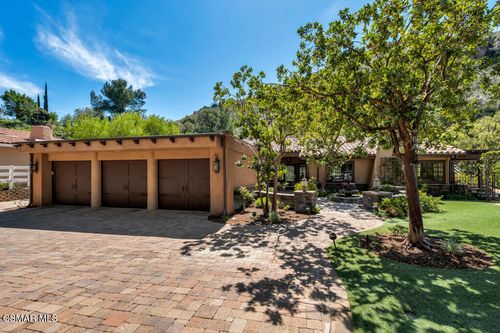 69 Flintlock Ln, Bell Canyon, CA, 91307-1128 | Card Image