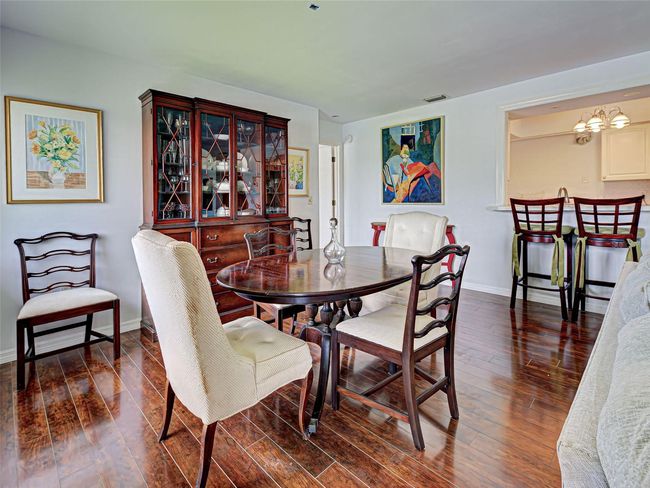 APT-235 - 800 Capri Isles Blvd, Condo with 2 bedrooms, 2 bathrooms and null parking in Venice FL | Image 30
