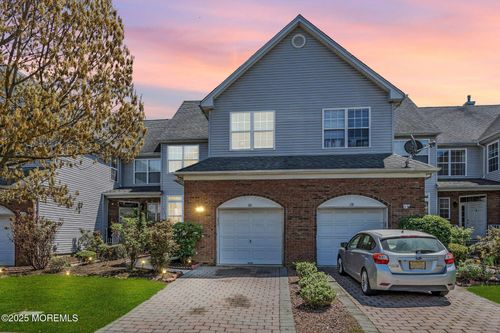 30 Frost Ln, East Windsor, NJ, 08520-4695 | Card Image