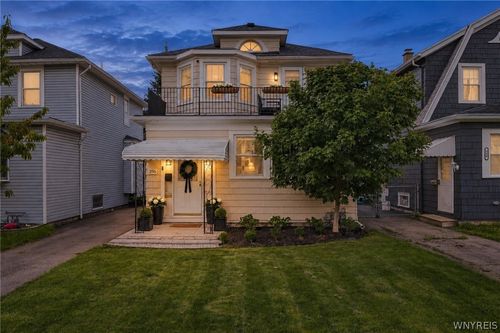 356 Sanders Rd, Buffalo, NY, 14216-1454 | Card Image