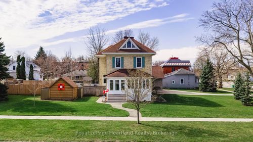 67 Elgin Avenue W, Goderich, ON, N7A2E1 | Card Image