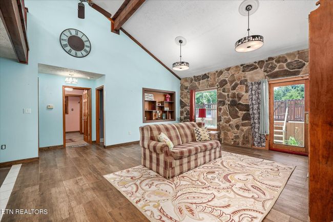 641 Island Ford Rd, House other with 4 bedrooms, 3 bathrooms and 2 parking in Lancing TN | Image 5